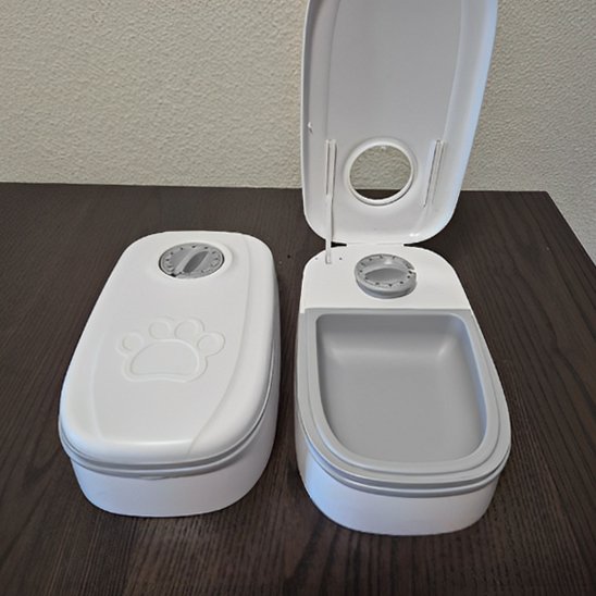 distributeur croquette automatique